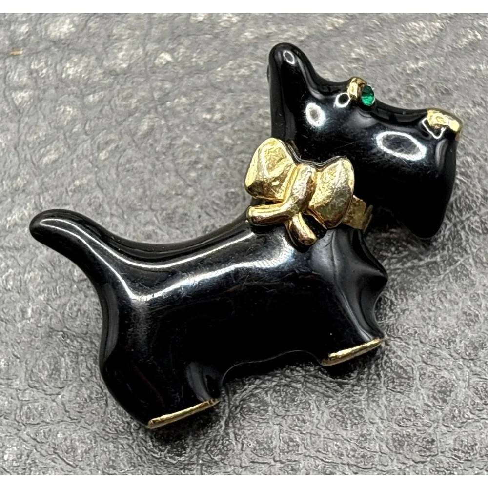 Vintage Black Enamel Scottie Dog Gold Tone Brooch Pin Green Crystal Eyes